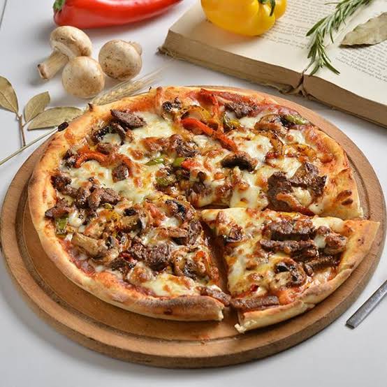 Kavurmalı Pizza